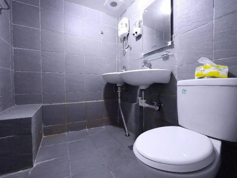 Feng Chia House Hostel Taichung Luaran gambar